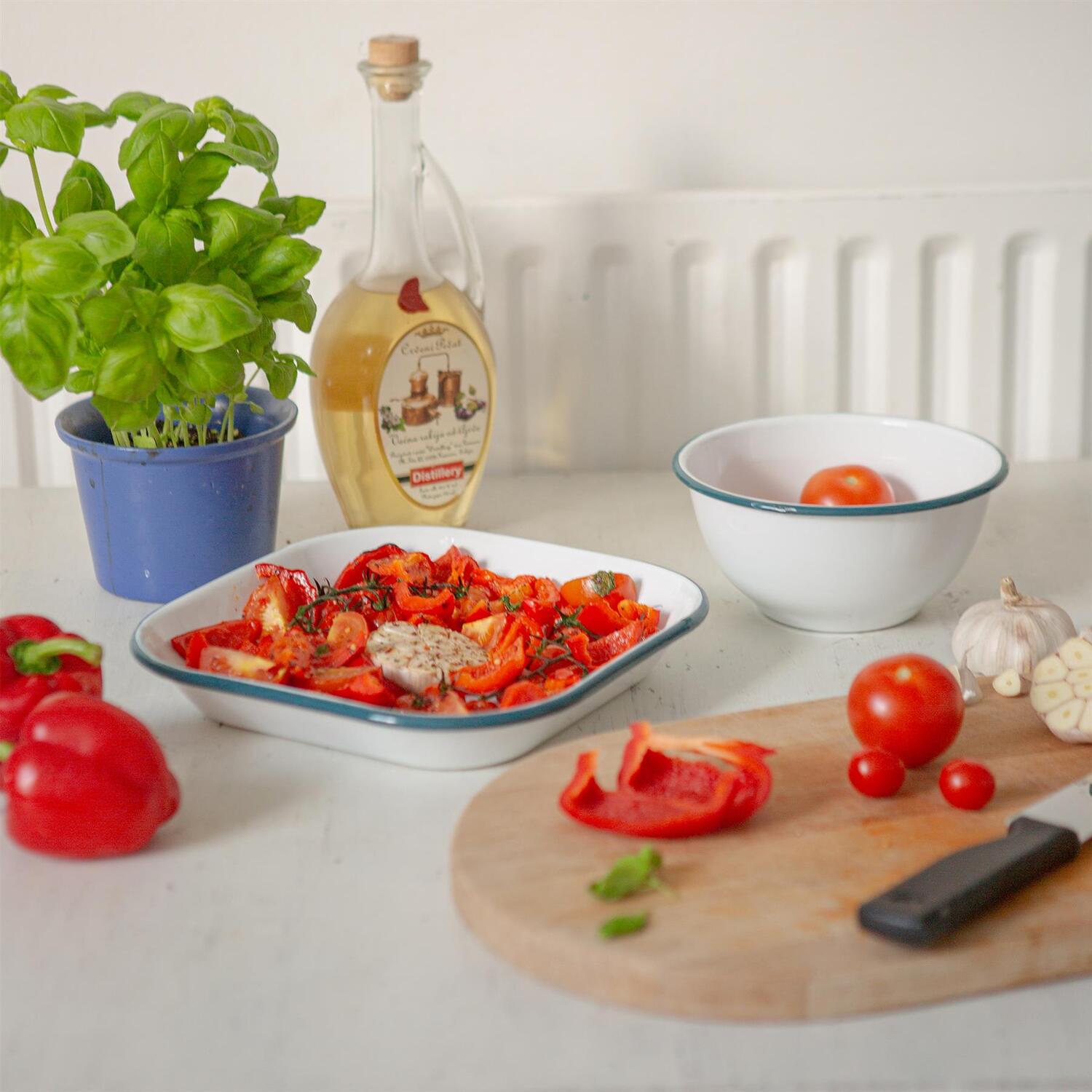 Image of White Square Enamel Baking Tray -&hellip;