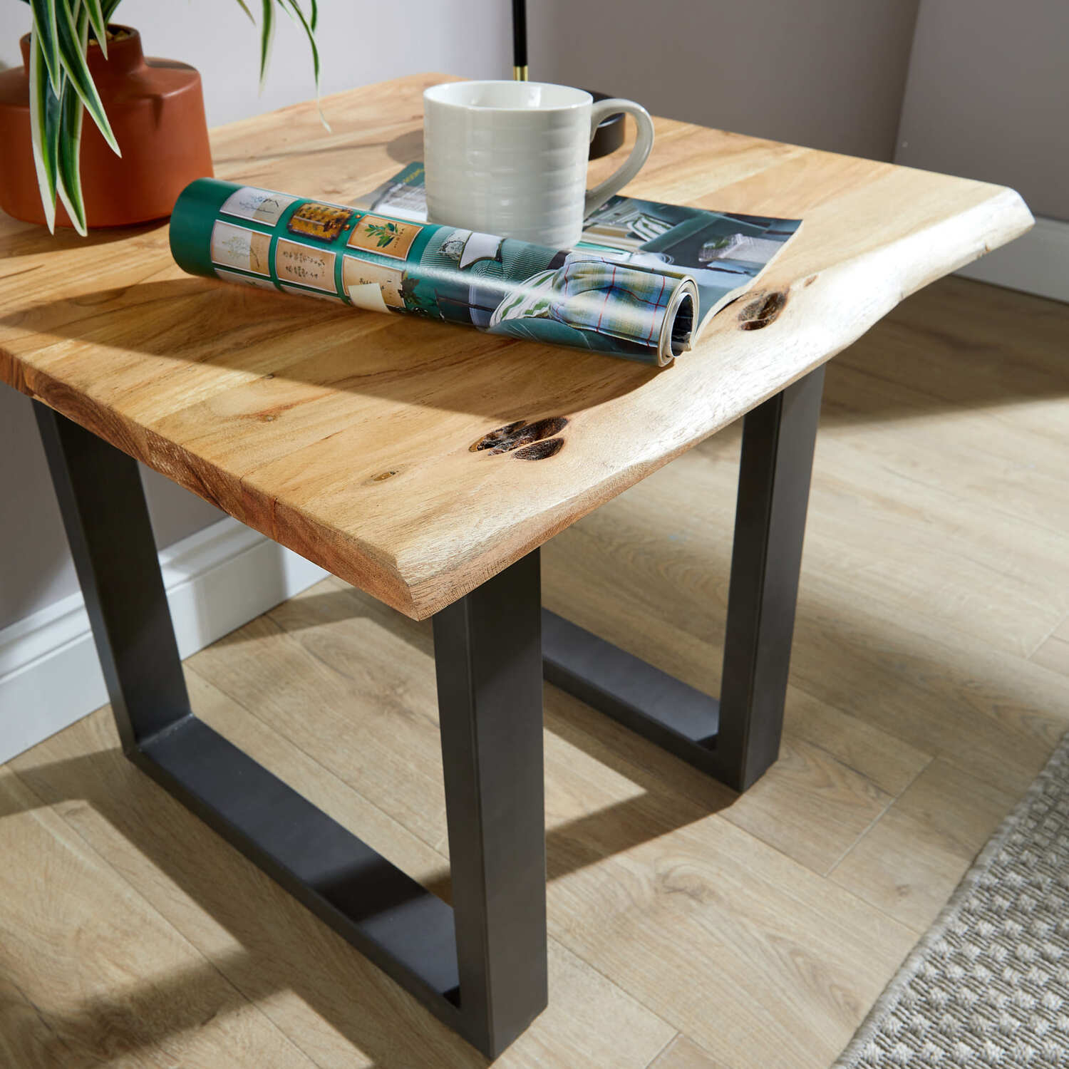 Live Edge Solid Wood Acacia Top Lamp Table - Natural