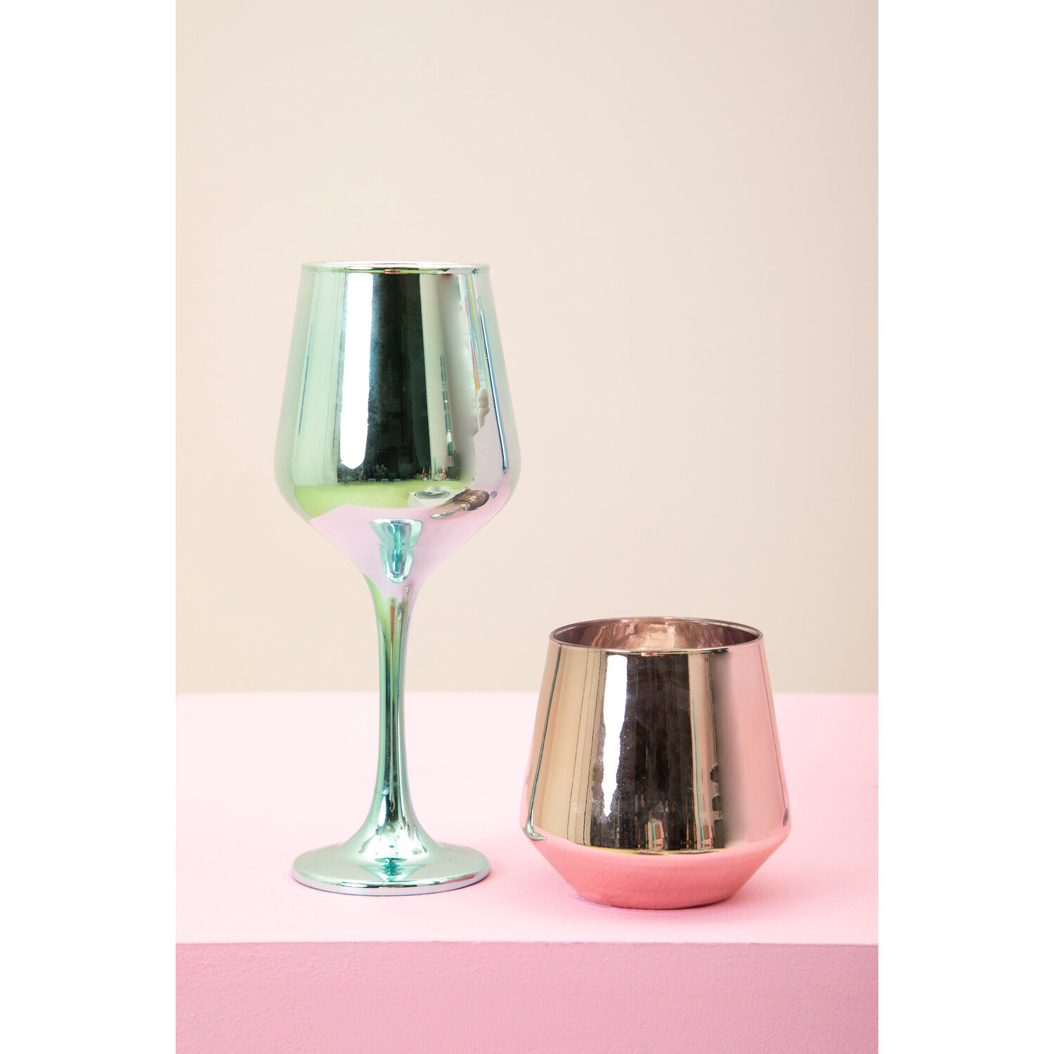 Image of Aurora Set Of Four Wine Glasses&hellip;