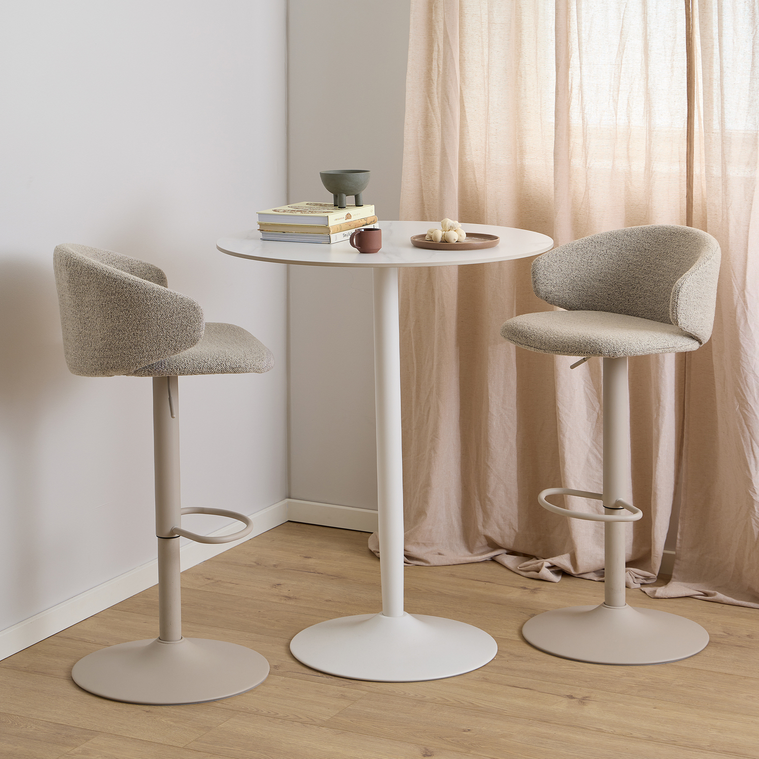 B&Q -  Malta Round Bar Table In Ceramic White - Image 4
