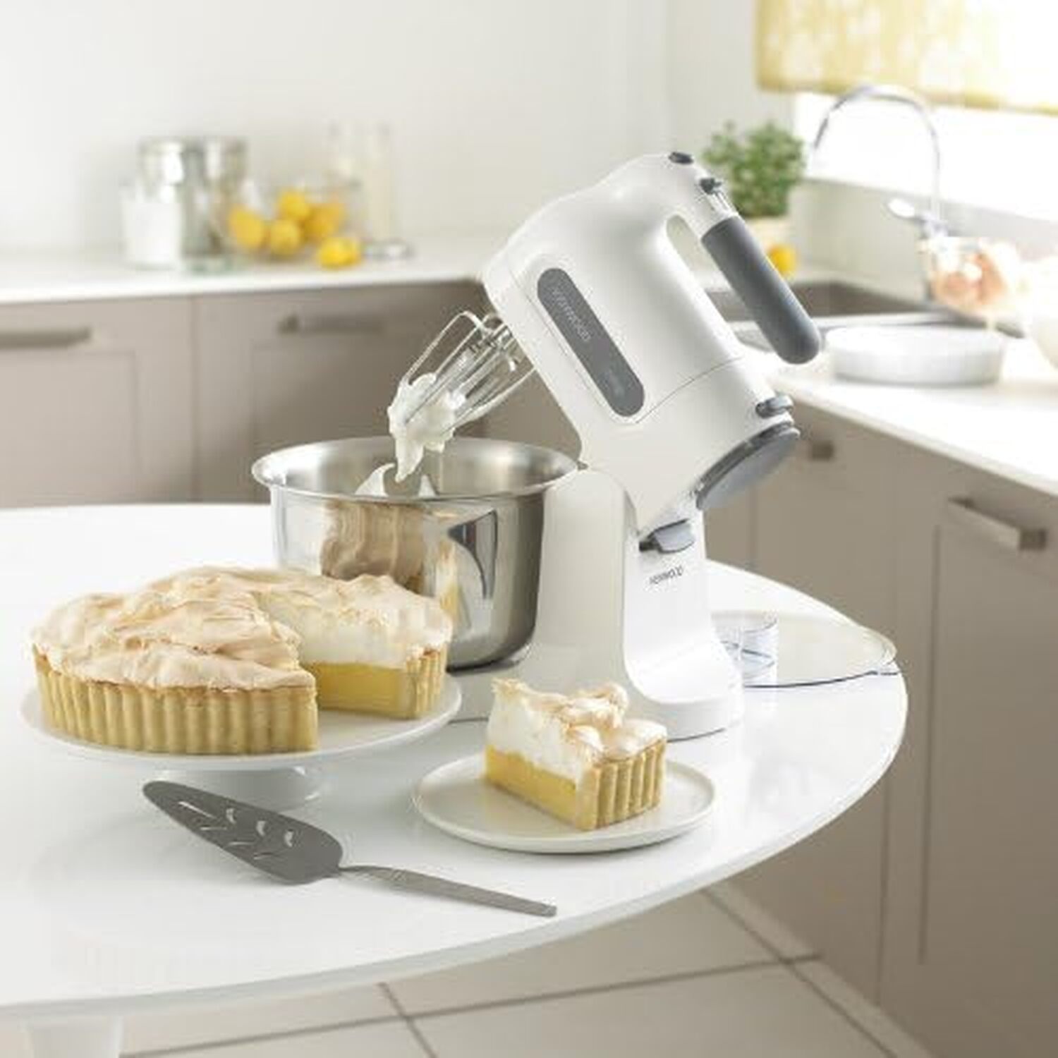 Chefette Hand Mixer with Bowl