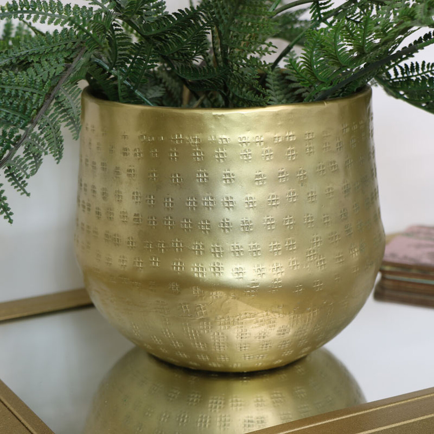 Small Round Gold Patterned Planter - Gold