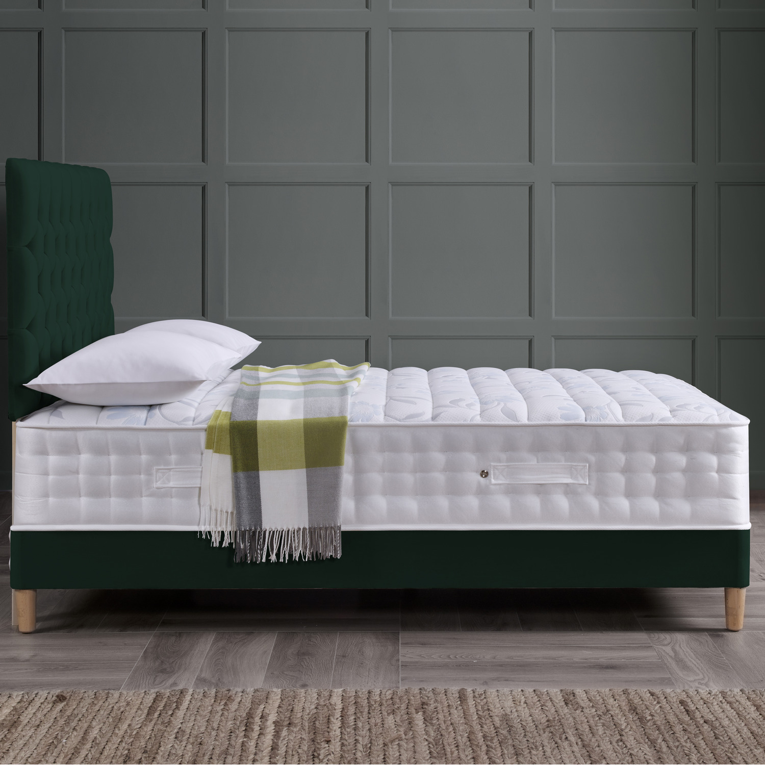 Ivy Pocket Sprung Memory Foam Mattress - White Double