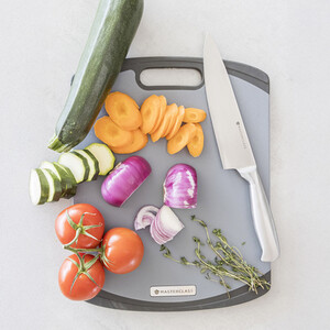 MasterClass Medium Anti-Slip Chopping Board