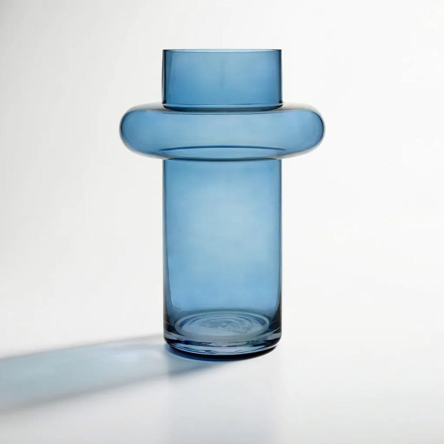 Calla Large Turquoise Speckle Vase - Glass 100%