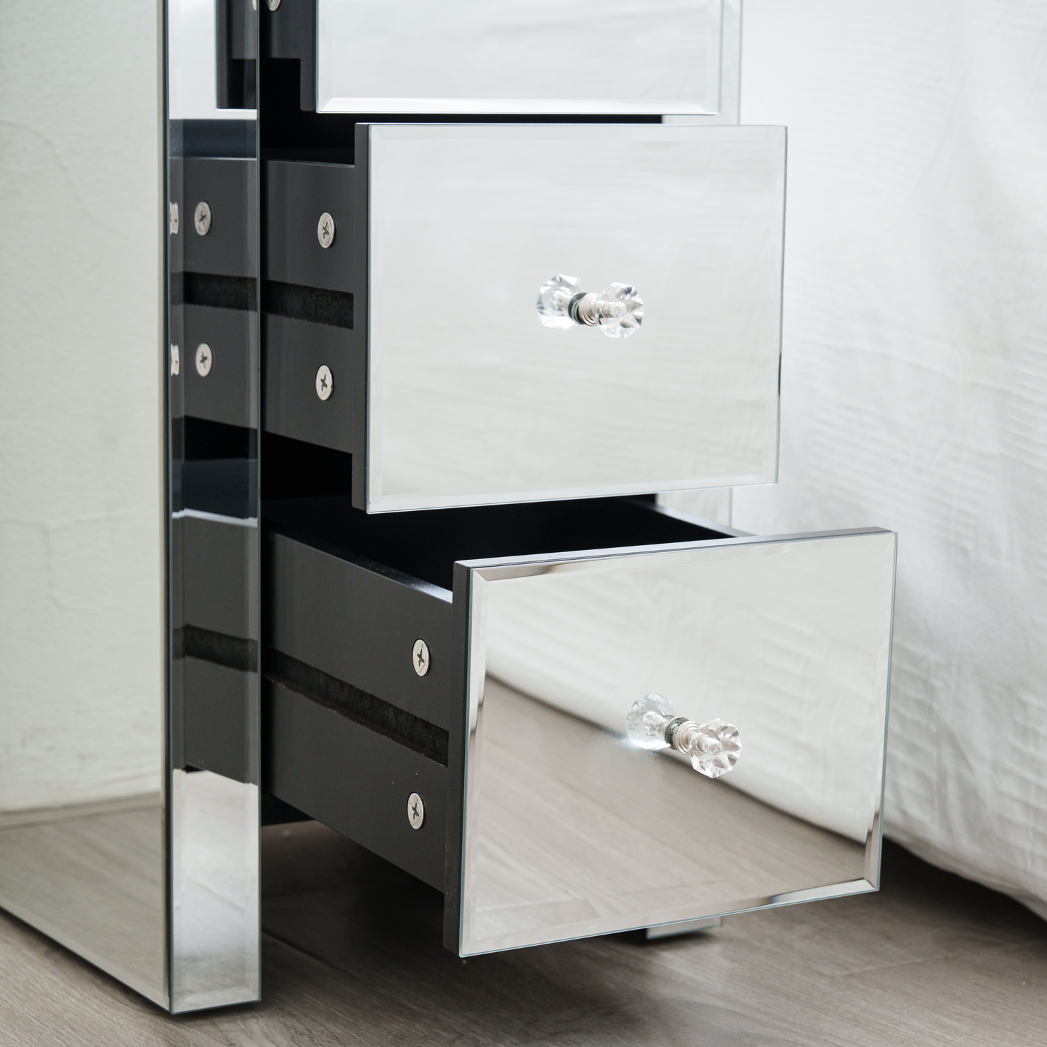 FCH 3-Drawer Mirrored Nightstand – Silver Bedside End Table With Storage For Bedroom