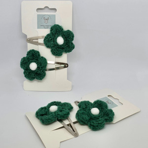 Green White knitted flower Hair Clip Pk2