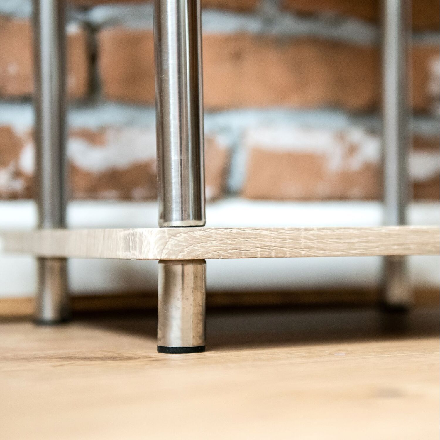 Modern Bedside Table With Undershelf - Oak