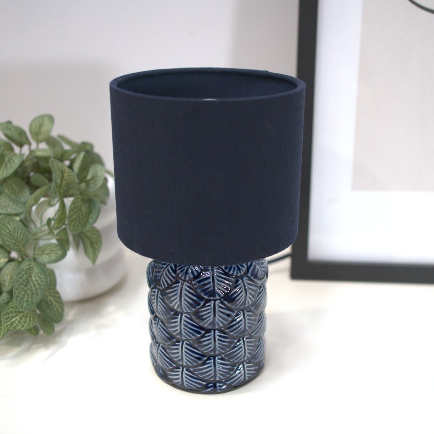 Pair of Priyah Table Lamp - Navy / Yes