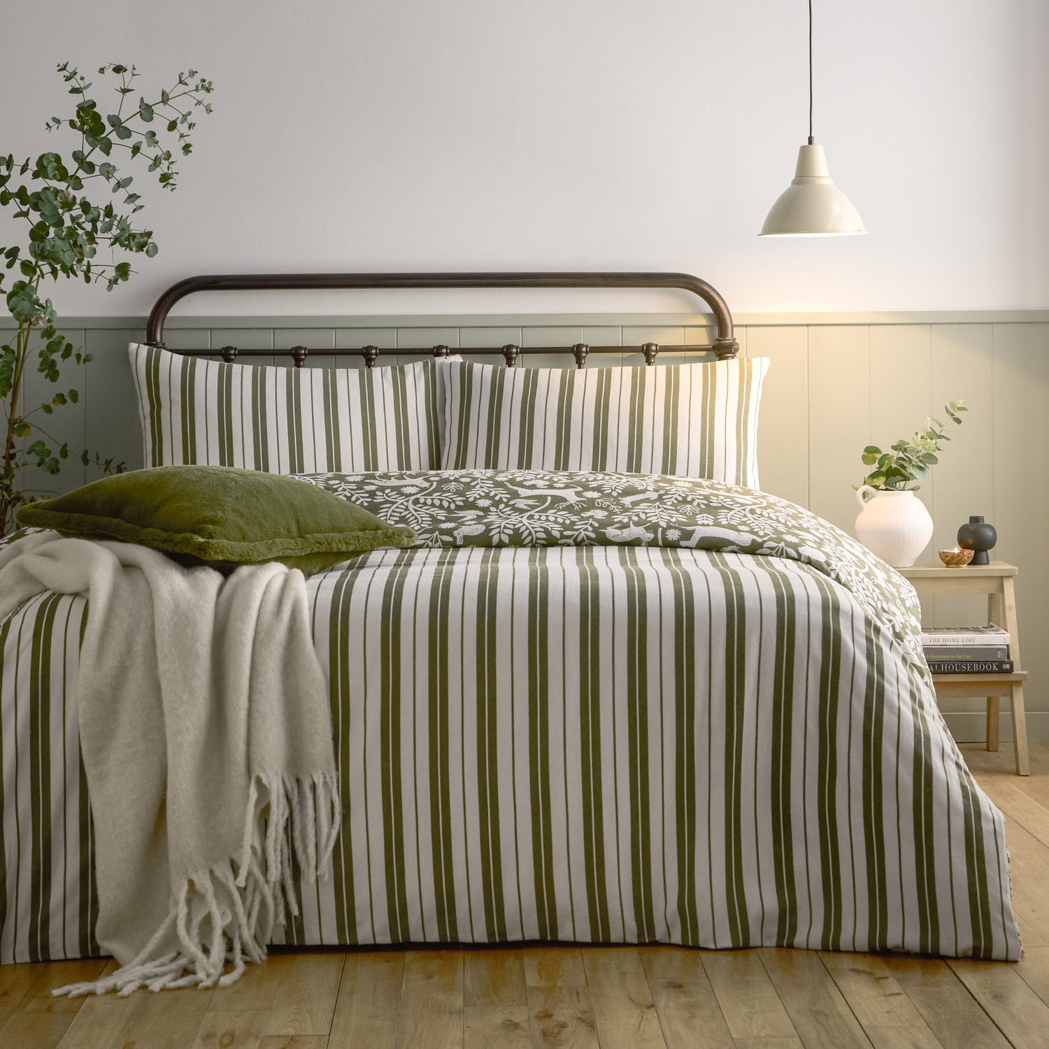 Skandi Woodland Brushed Cotton Duvet Cover Set - Thyme Green King
