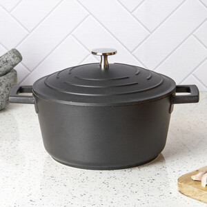 MasterClass Cast Aluminium 2.5 Litre Casserole Dish
