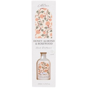 Honey Almond and Rosewood Bunny Tail Reed Diffuser