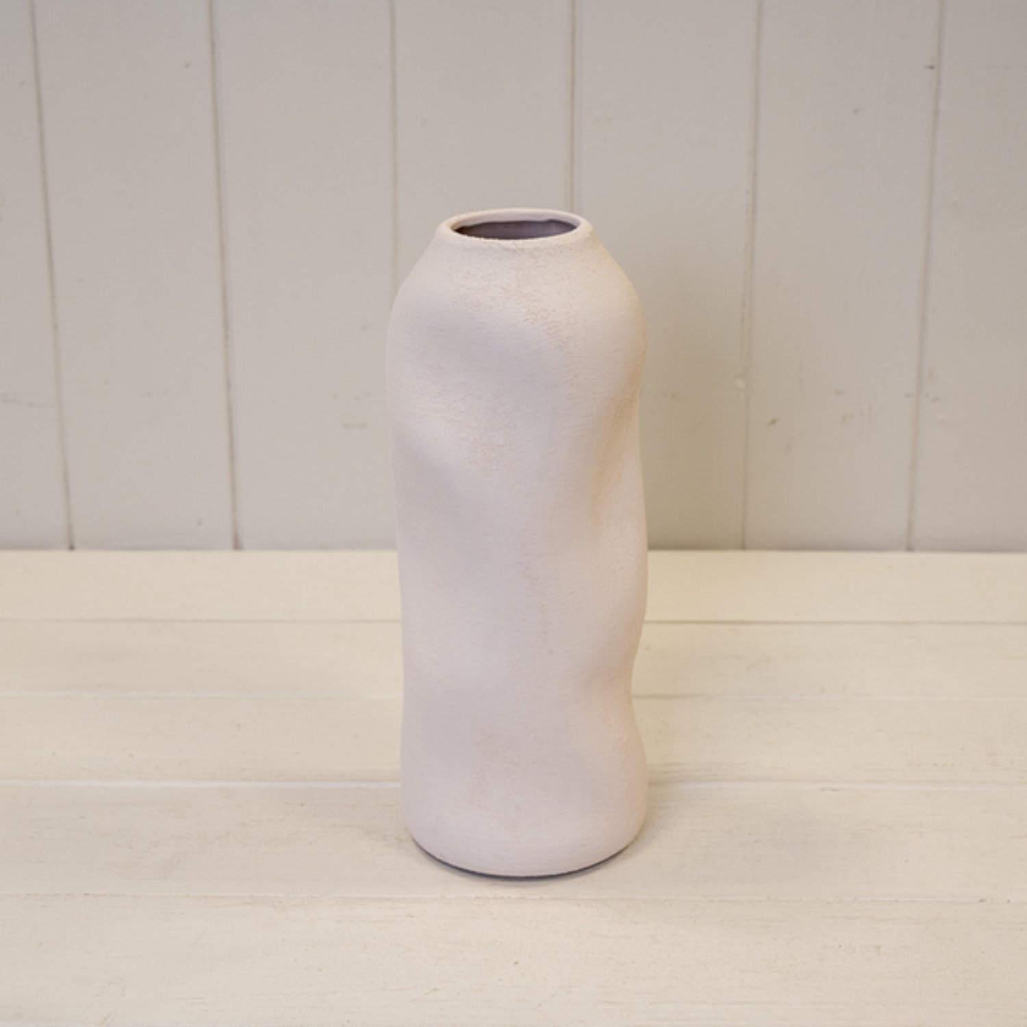 Kdmd Unisex White Tall Sculptured Textured Vase - Image 2