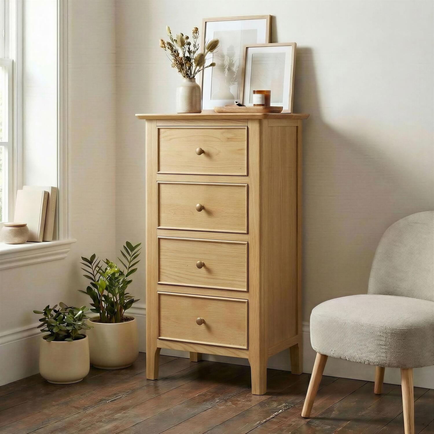 Furniturebox Uk Belle 4 Drawer Tall Solid Oak Small Chest Of Drawers - Oak