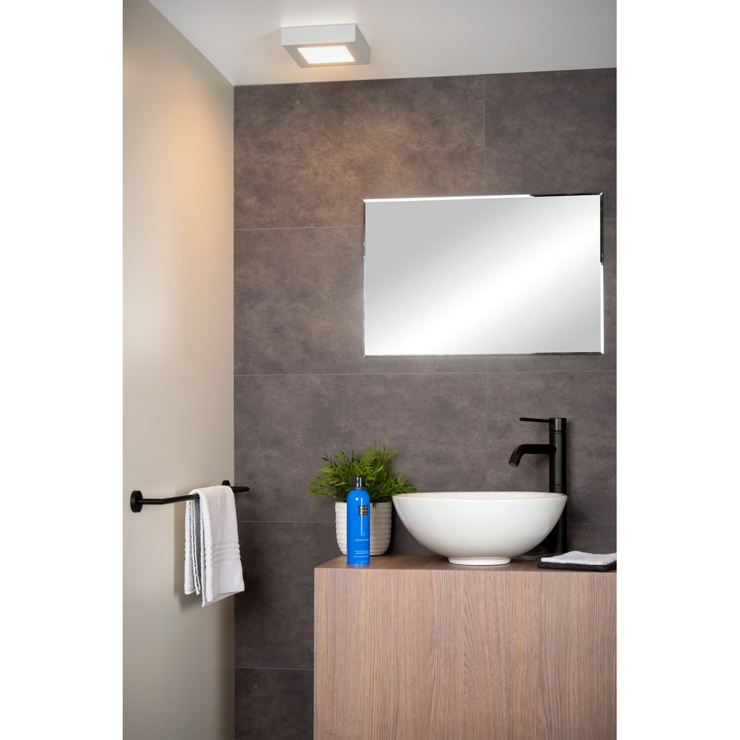 Brice-led Modern Flush Ceiling Light White Ip44 - White 16 8cm