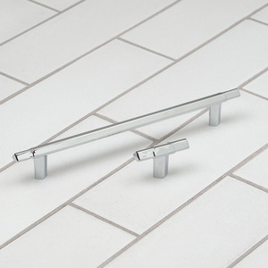 Polished Chrome Silver T-Bar Knob and Matching Triangle Handles