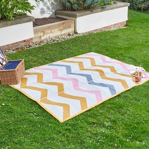 Alfresco Zig Zag Picnic Rug