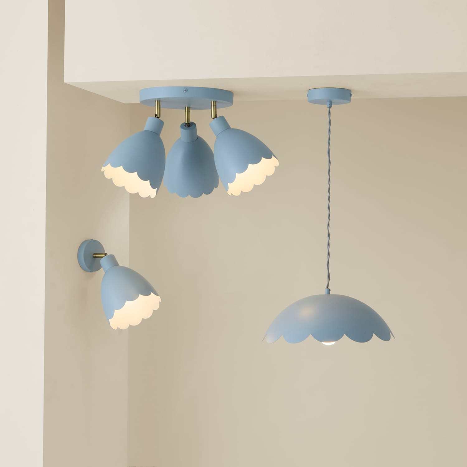 Valuelights Millie Scallop Pendant Ceiling Light - Blue / Yes