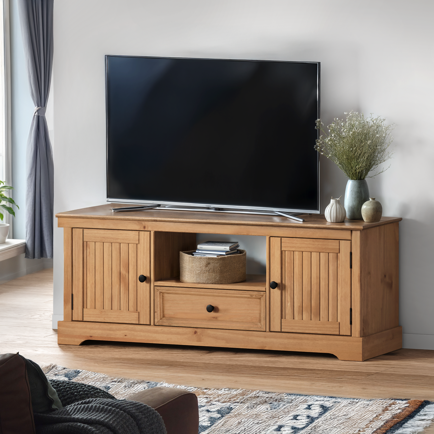 Country Widescreen TV Unit Solid Wood Pine Wooden Television Stand - Antique Wax