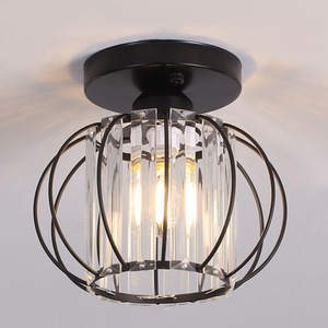 Metal Lantern Shape Single-Light Pendant Light