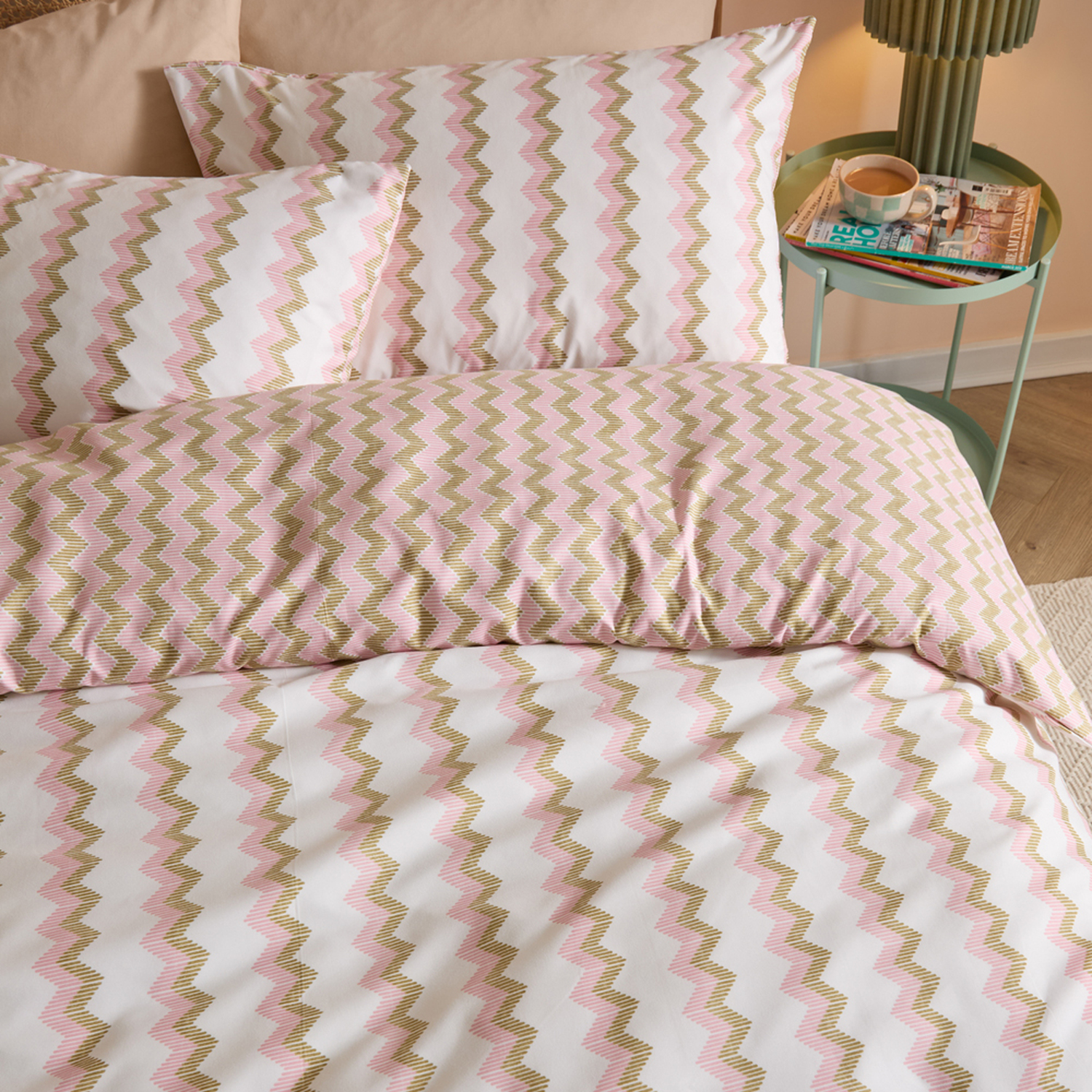 Izzie Reversible Soft Touch Duvet Cover Set - Green King