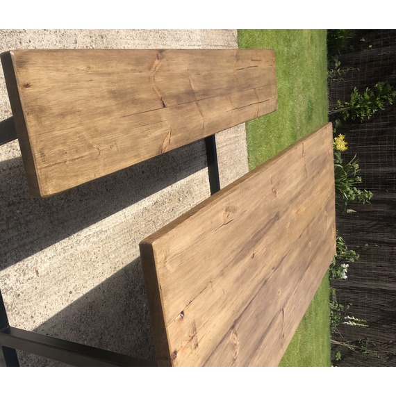 Outdoor Slatted Picnic Table with Fixed Benches