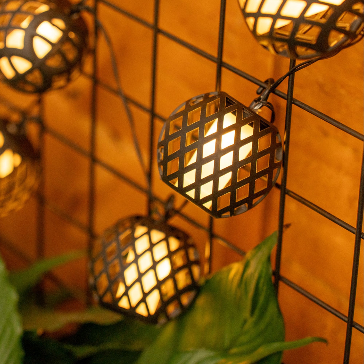 20pc Flame Effect Lantern Solar String Lights