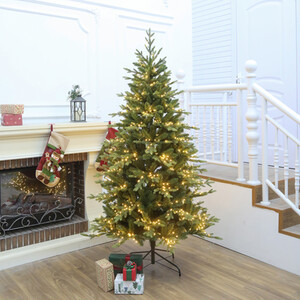 Super Pre Lit Vermont Fir Tree