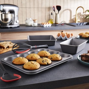 Morphy Richards Muffin Tin, Square Cake Tin and 2lb Loaf Tin