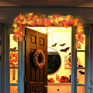 Lifeideas 2M Maple Leaf Garland with Lights