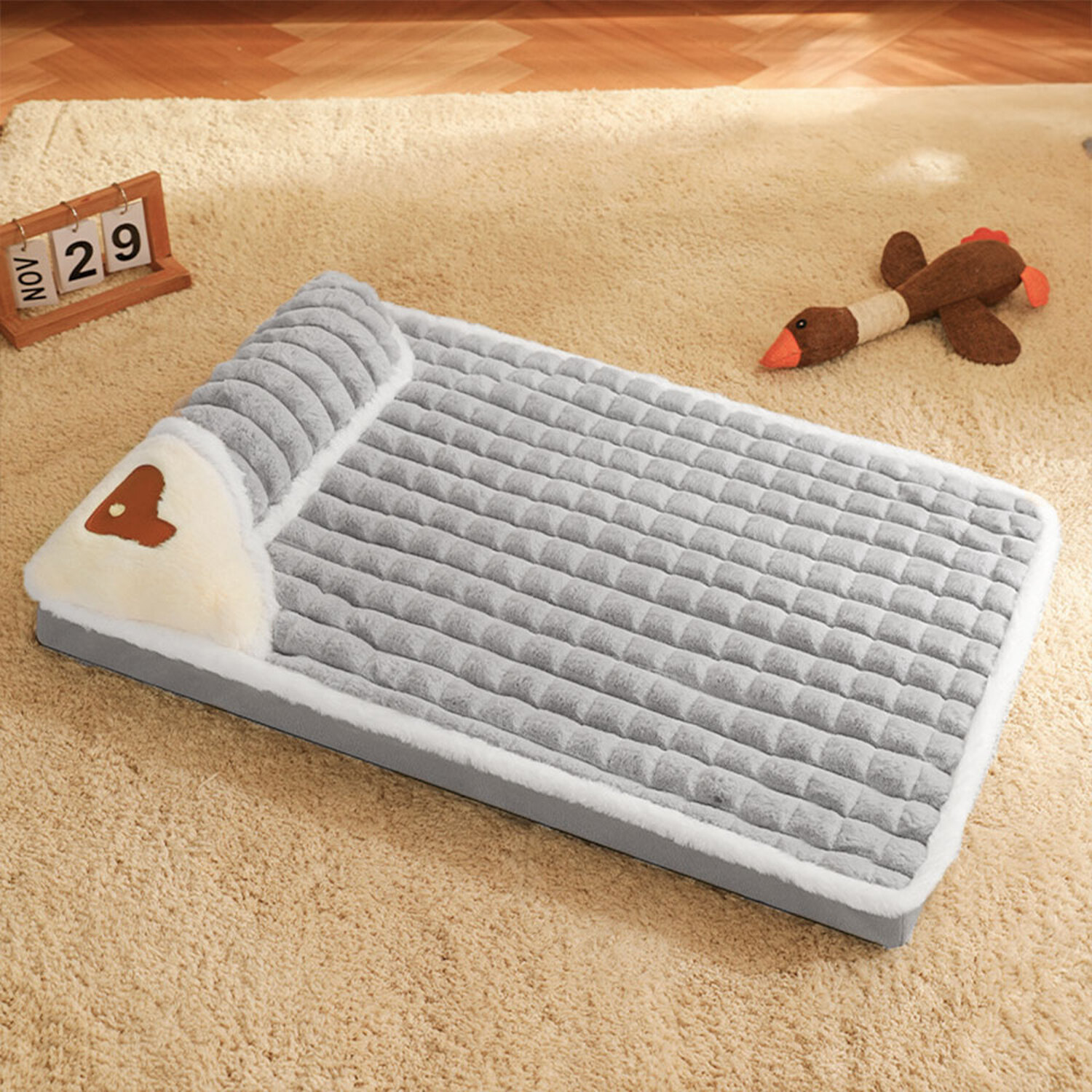 Livingandhome Washable Pet Bed Sleeping Mat - Grey / 75Cm