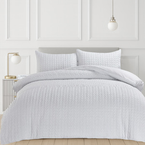 3D Embossed Pattern Duvet Set