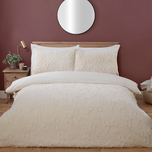 Bow Faux Fur Duvet Set
