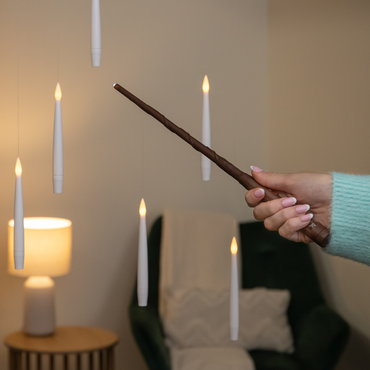 Samuel Alexander Set Of 10 Floating Led Christmas Candles With Magic Wand