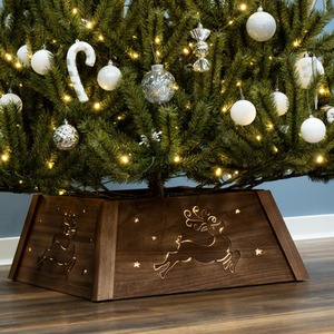 Pre-lit Large Wooden Christmas Tree Skirt