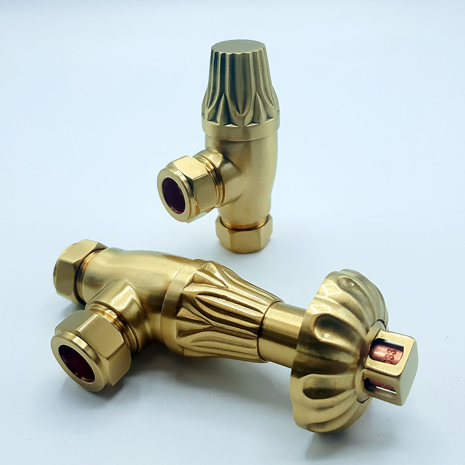 Lux Heat Angled Brushed Brass Traditional Ornate Thermostatic Valve Set - Brushed Brass - Image 2