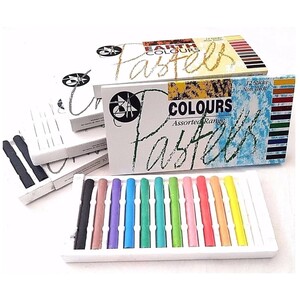 Soft Pastel and Compressed Charcoal Set - 4 Stick