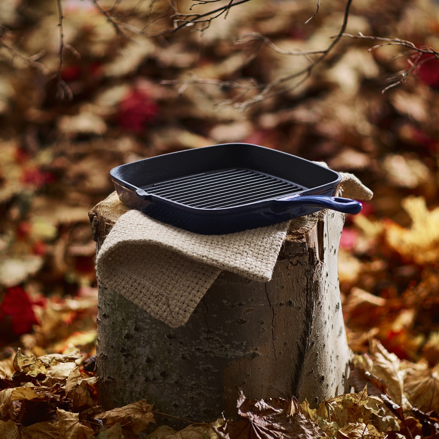 Image of 23cm Cast Iron Grill Pan - Blue