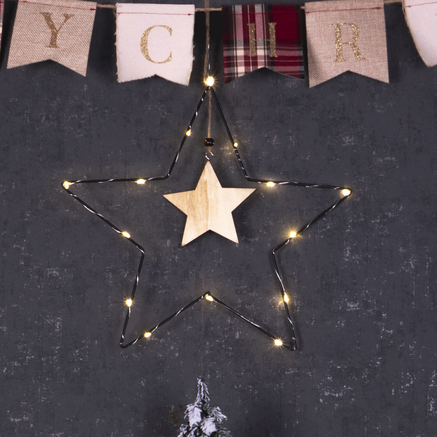 Metal Christmas Star Shape  Wooden Hanging Centre - Black