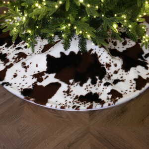 Cow Print Tree Skirt