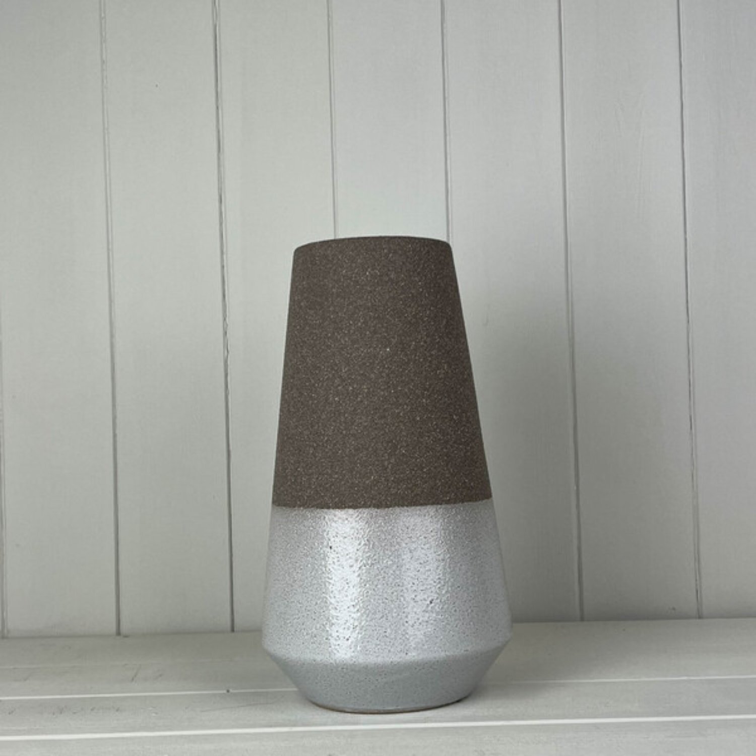 Kdmd Unisex Brown Textured Mocha Ceramic Vase In - Image 2