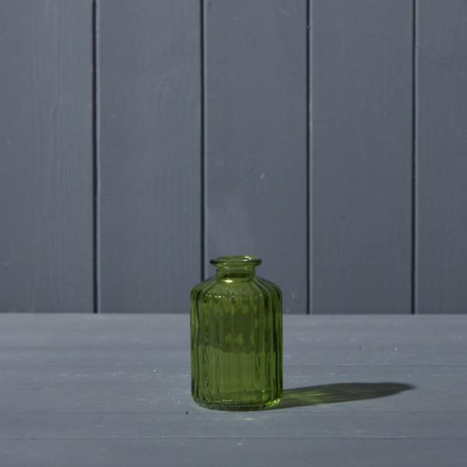 Kdmd Unisex Emerald Green Ribbed Glass Bottle - Image 2