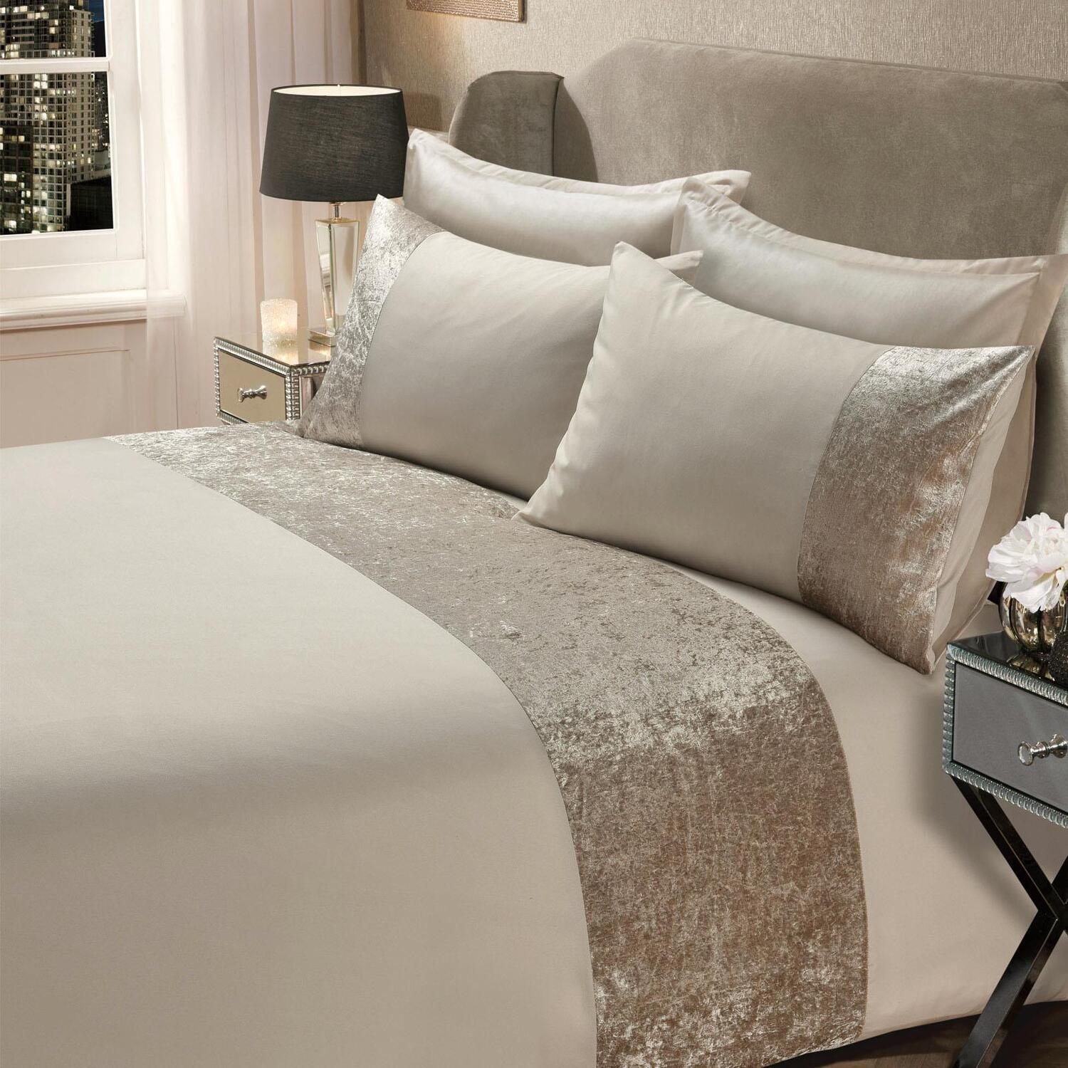 Plush Velvet Duvet Cover Set 3-Piece - Quilt Cover With 2 Pillow Cases - Soft & Cozy - Multiple Colors