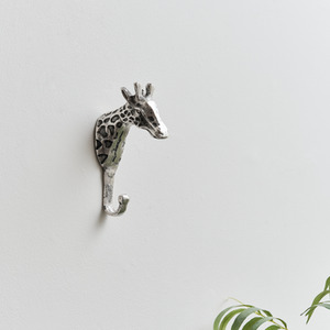 Metal Giraffe Wall Hook