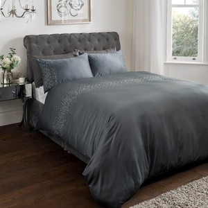 Luxury Hotel Quality Diamonte Embellished Duvet Cover with Pillowcases