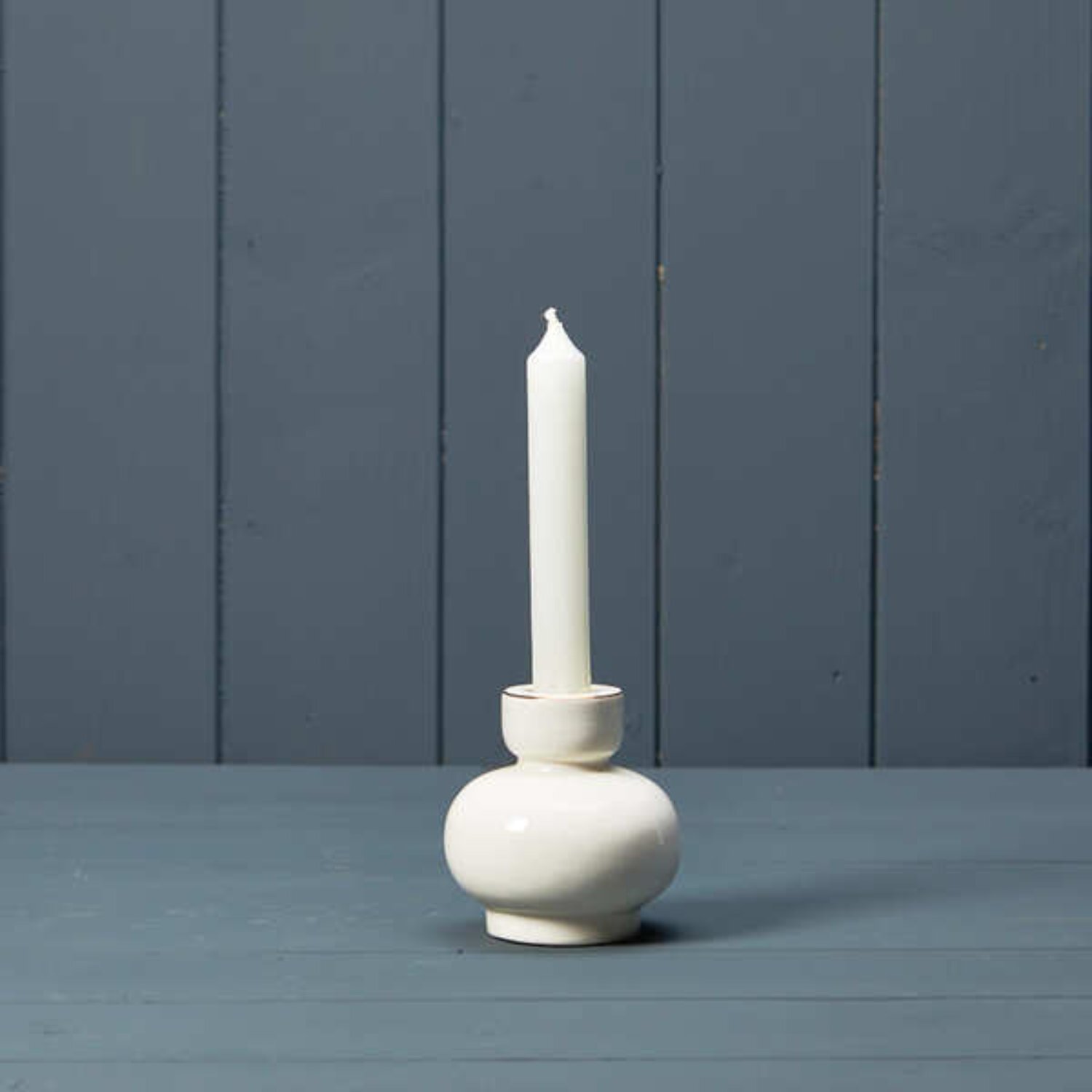  - Stylish White Ceramic Candle Holder - Image 3