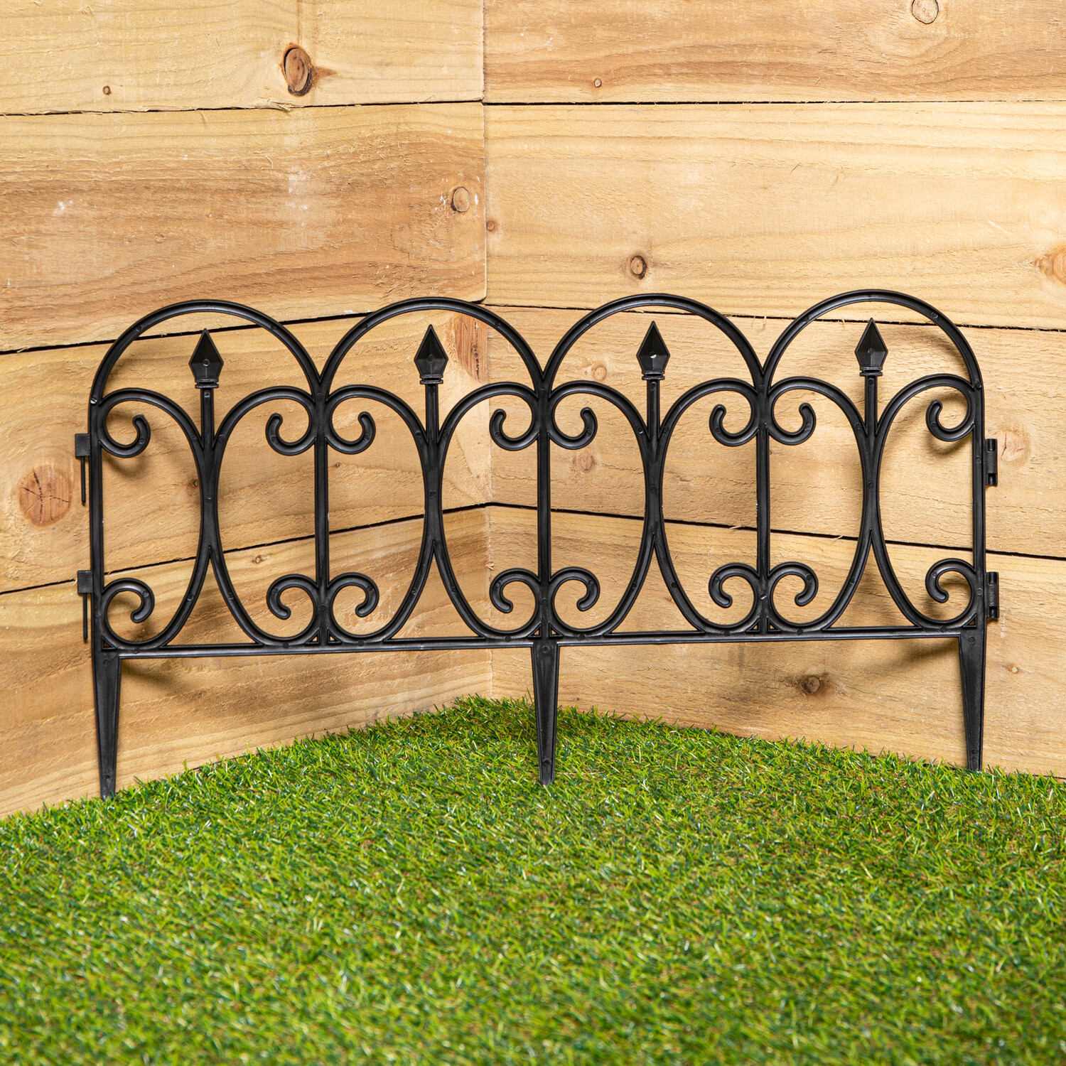 23cm X 57cm 4 Piece Black Ornate Garden Decorative Border Fence Edging