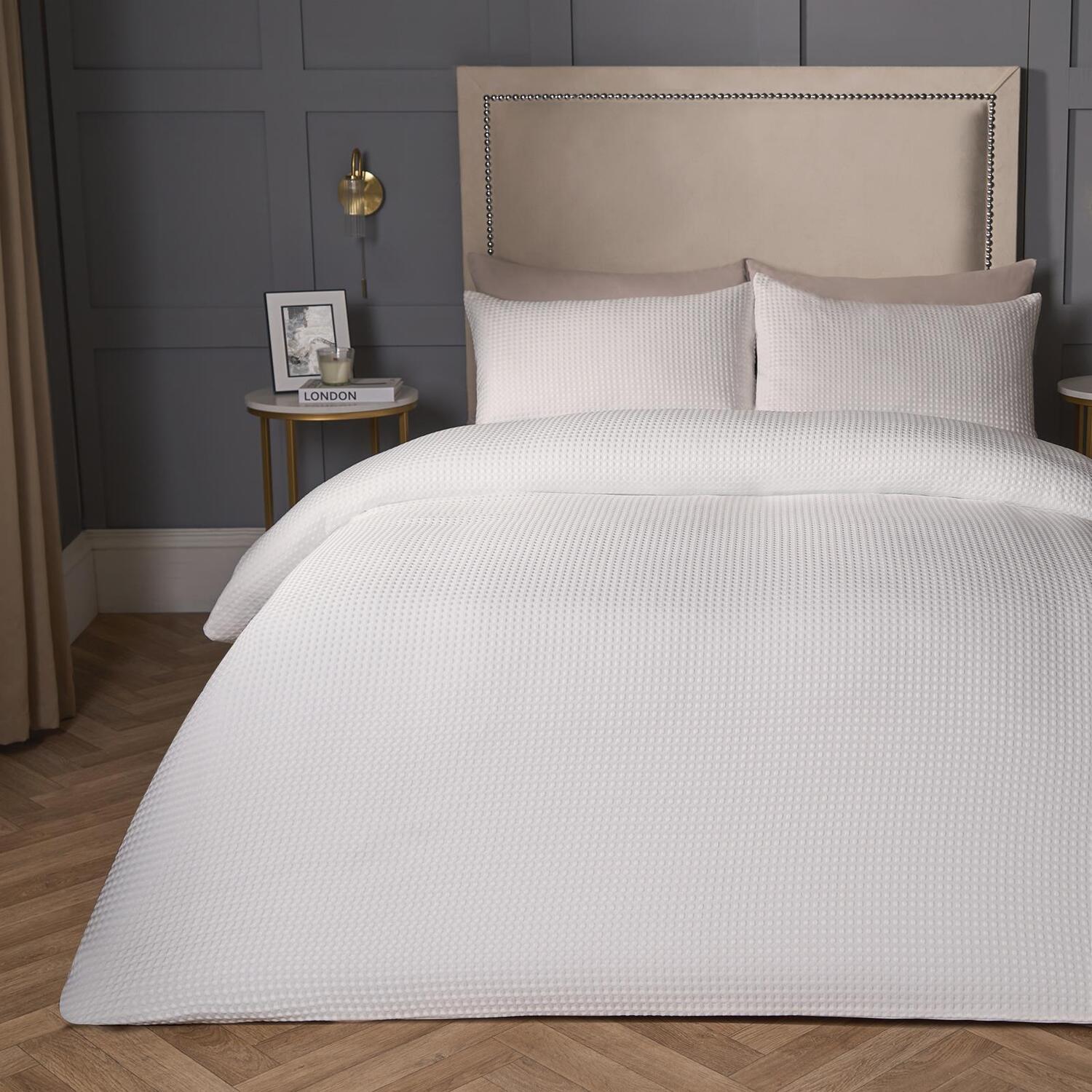 Waffle Texture Duvet Cover Set - White Superking