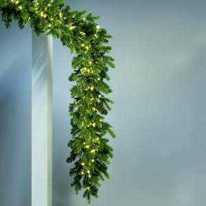 The Pre-lit Connectable Ultra-lit Montagna Fir Garland