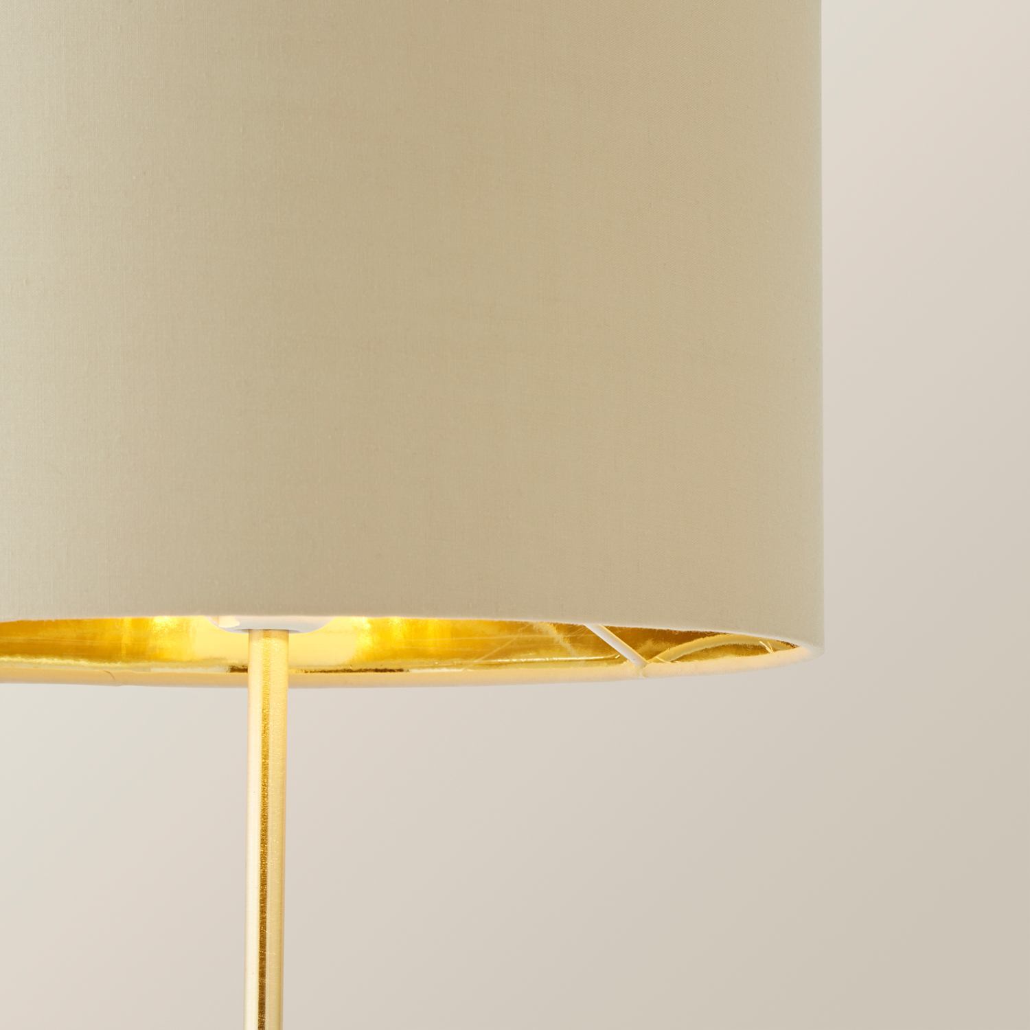 Valuelights Charlie Gold Table Lamp With Metallic Shade - Natural & Gold / No